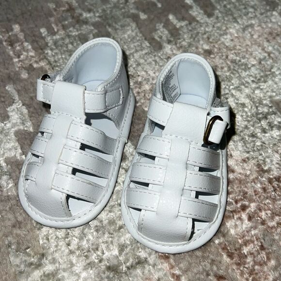 NWOT JANIE AND JACK WHITE SANDAL 0/3M - Picture 2 of 5